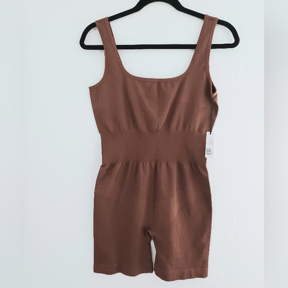 NWT WeWoreWhat Active Ribbed Romper - Picture 1 of 8